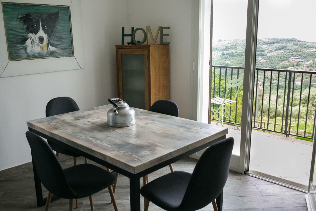 Agriturismo Oltrealmare Civezza Екстер'єр фото